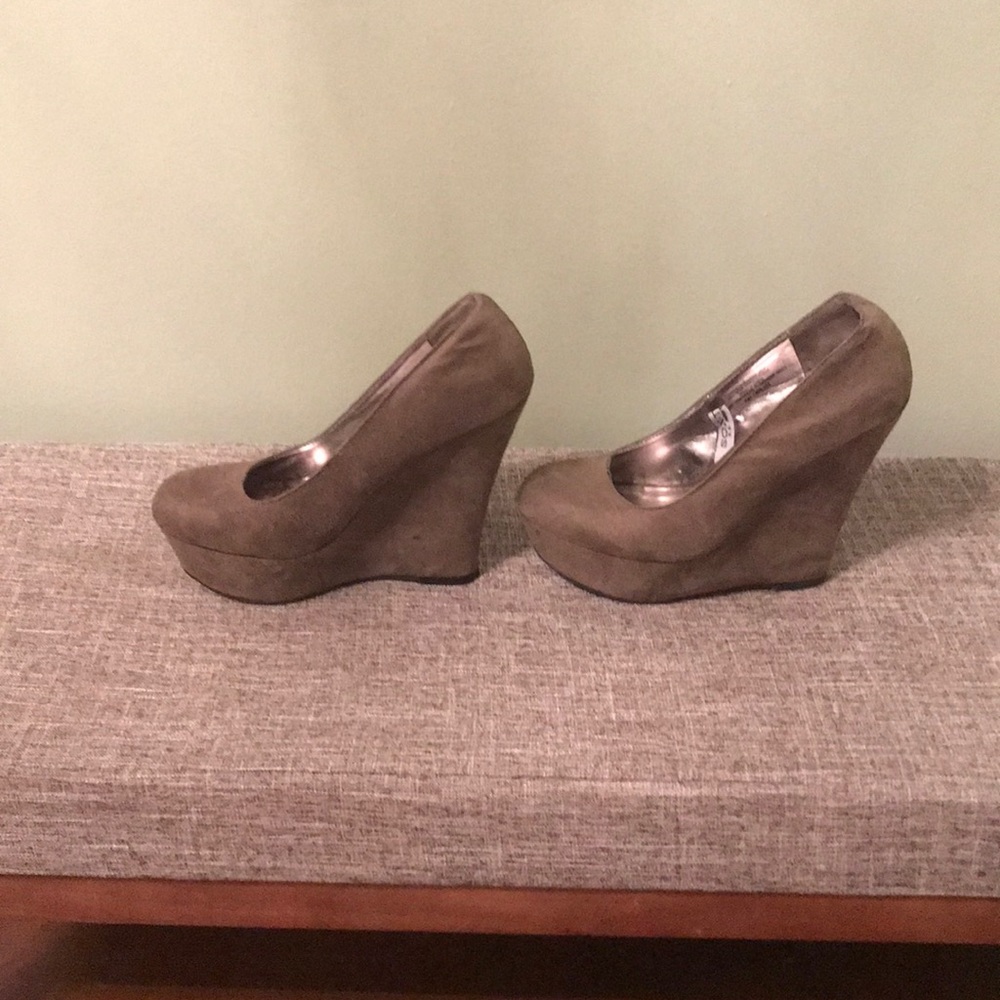 Mossimo Target Wedges - Picture 2 of 3